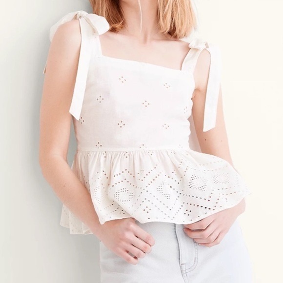Madewell Tops - Madewell Rosalie Tie-Strap Top in Geo Eyelet